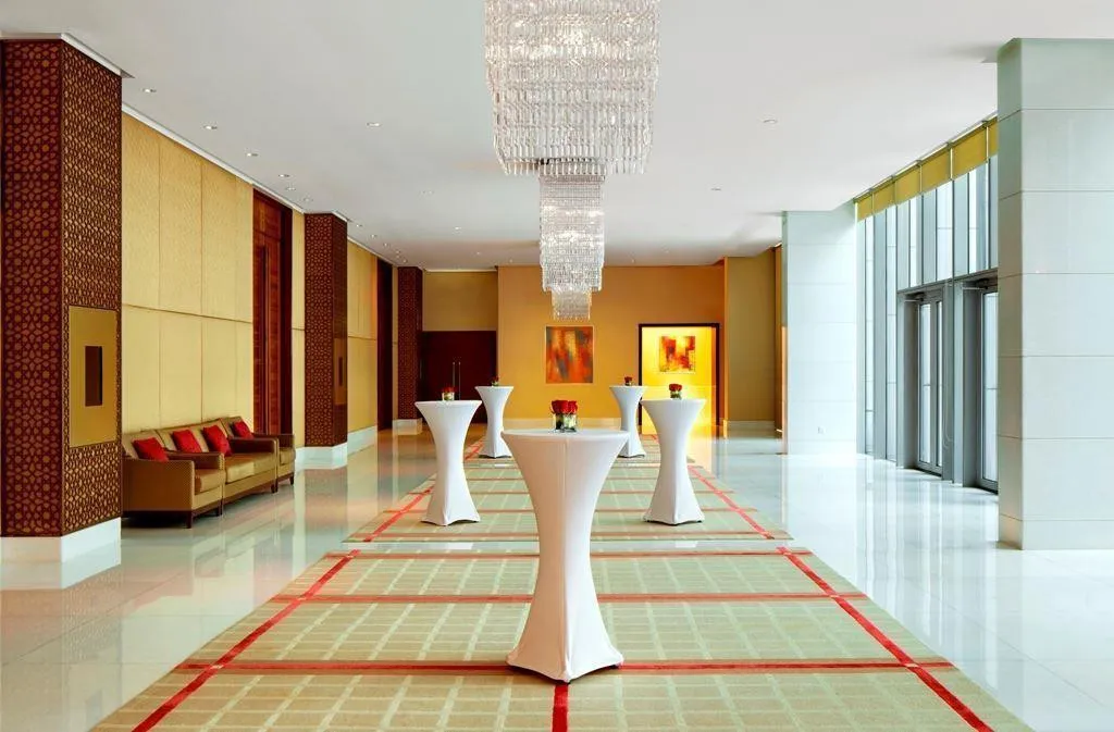 ANANTARA DOWNTOWN DUBAI HOTEL (EX. THE OBEROI HOTEL)