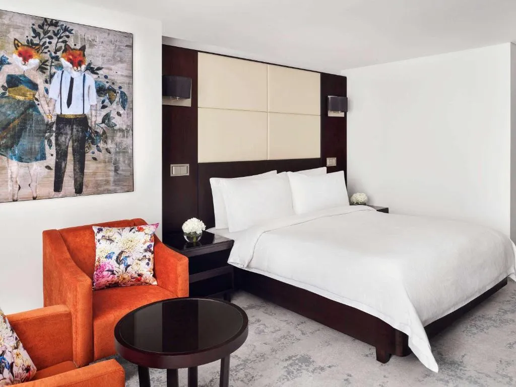 MOVENPICK HOTEL JUMEIRAH LAKES TOWERS