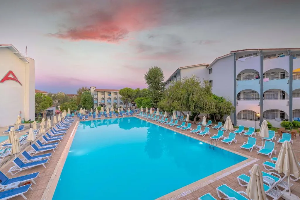 ARMAS BELLA SUN (EX. CLUB BELLA SUN HOTEL & SPA)