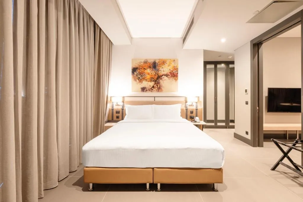 BOMONTI ARJAAN BY ROTANA