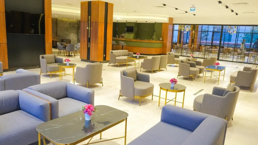SERENITY COMFORT HOTEL