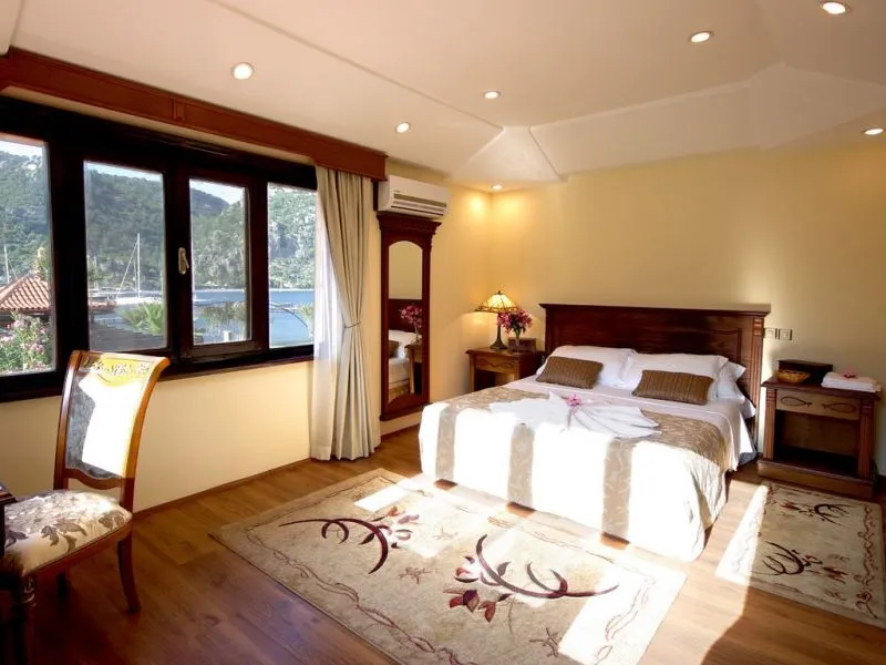ALARGA SAIL BOUTIQUE HOTEL & YACHT CLUB
