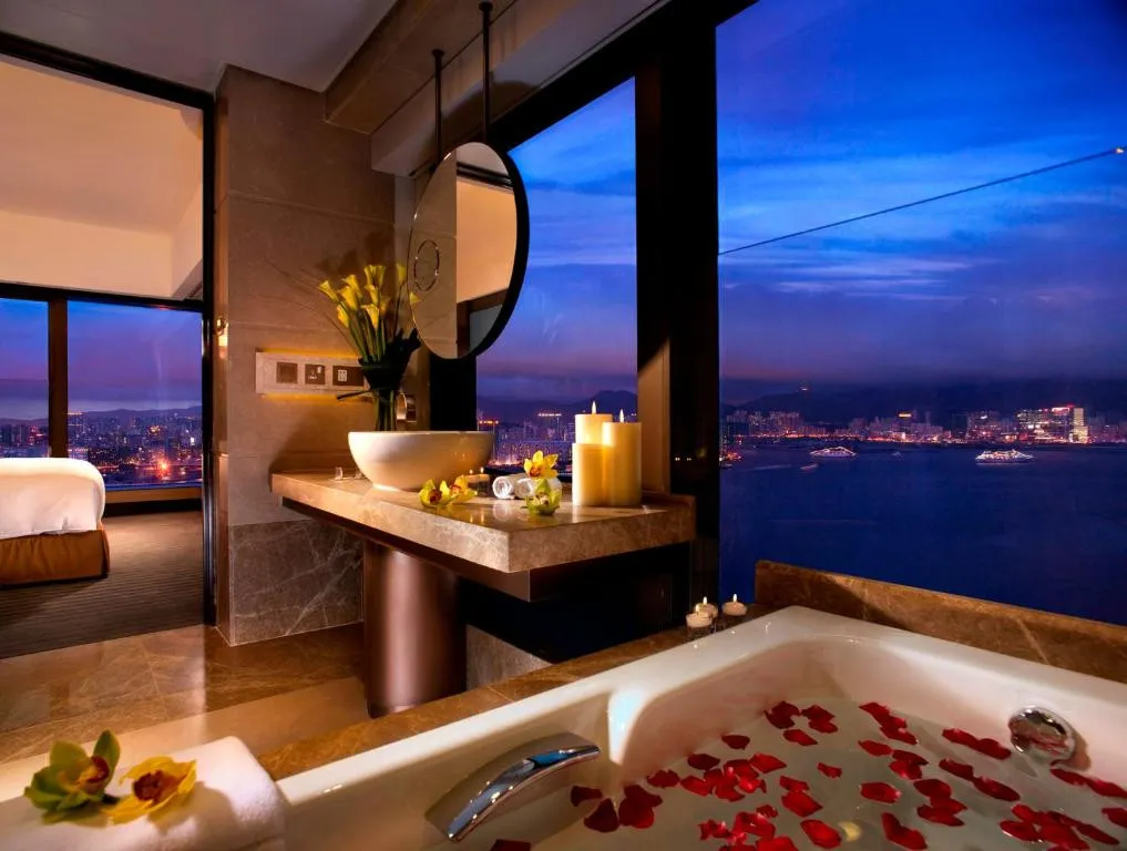 HARBOUR GRAND HONG KONG