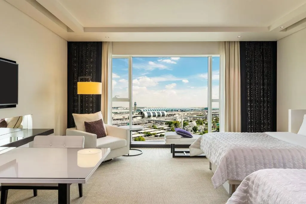 LE MERIDIEN DUBAI HOTEL & CONFERENCE CENTRE