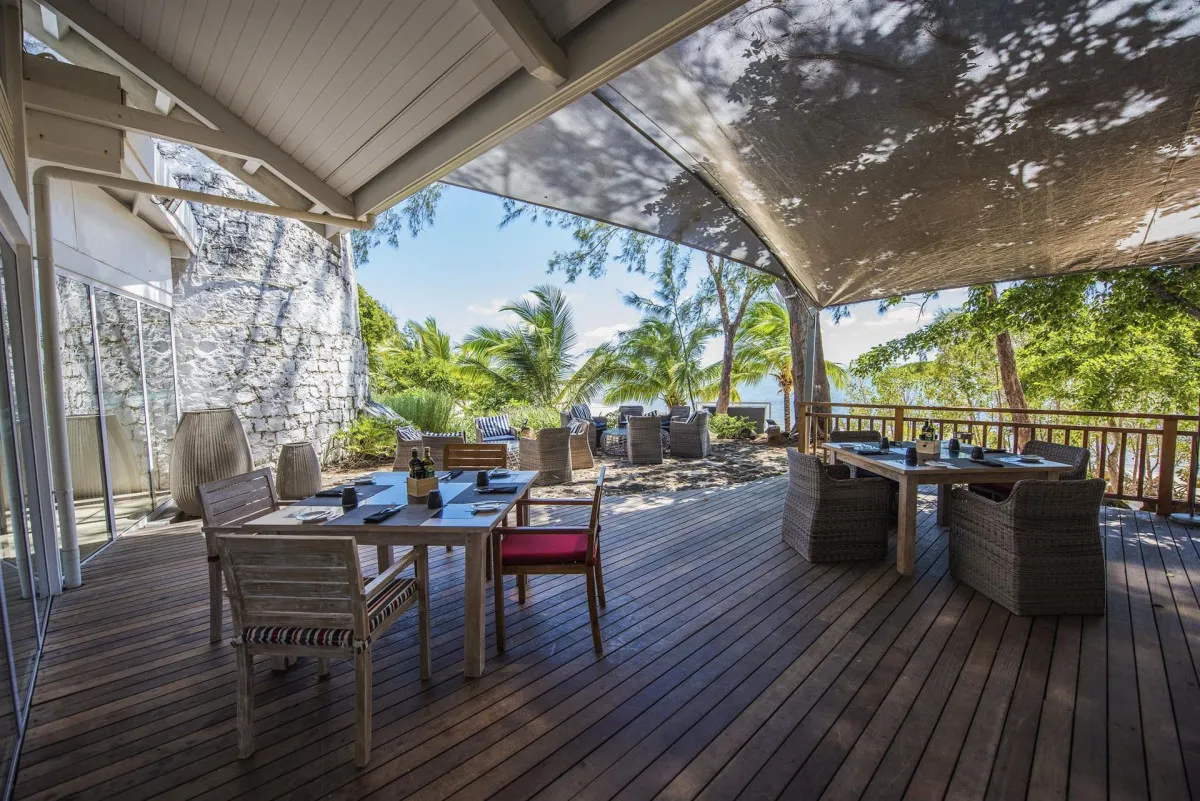 LIFE IN BLUE AZURI RESIDENCES