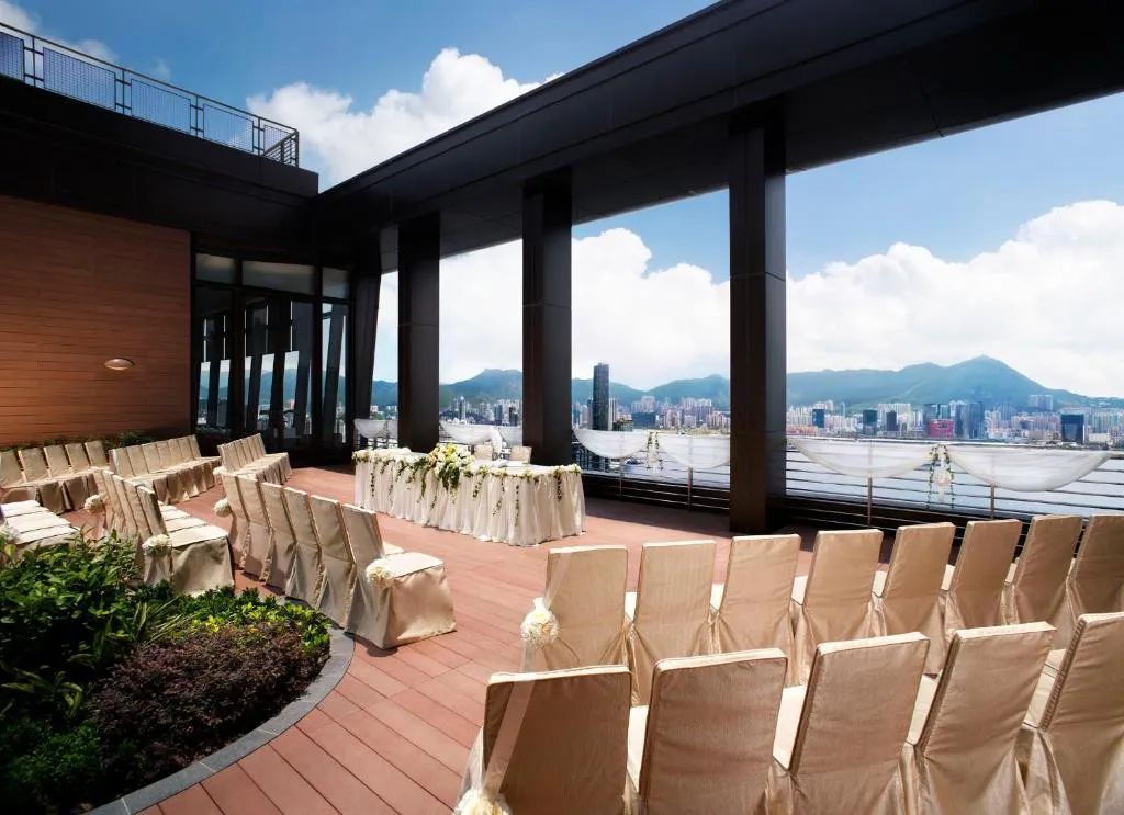 HARBOUR GRAND HONG KONG