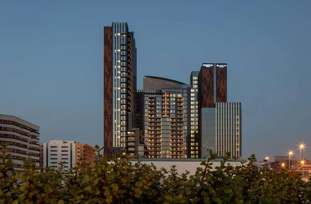 DOUBLETREE BY HILTON DUBAI M SQUARE HOTEL & RESIDENCES