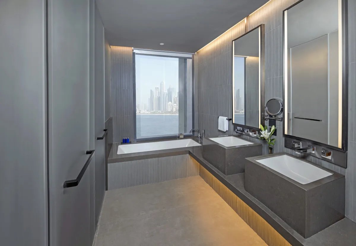 THE RESIDENCE AT CAESARS PALACE BLUEWATERS