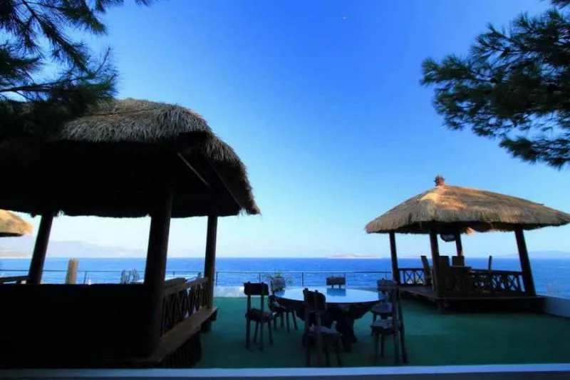 SHAMANA HOTEL & SPA