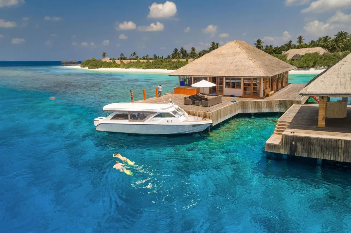 KUDAFUSHI RESORT & SPA