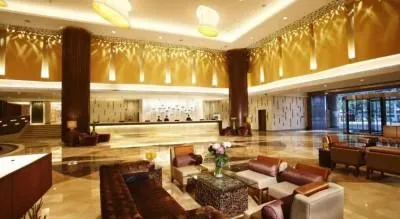 CROWN PLAZA CITY CENTER