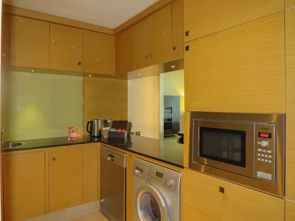 MARRIOTT EXECUTIVE APARTMENTS AL JADDAF