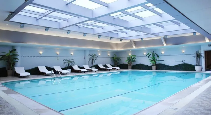 HOLIDAY INN SHANGHAI NANJING ROAD (EX. GUXIANG)