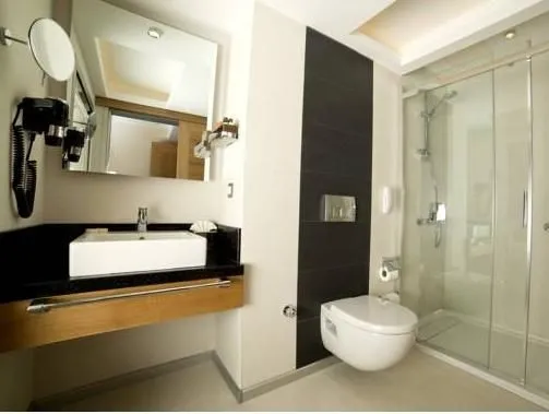 BOYALIK BEACH HOTEL & SPA