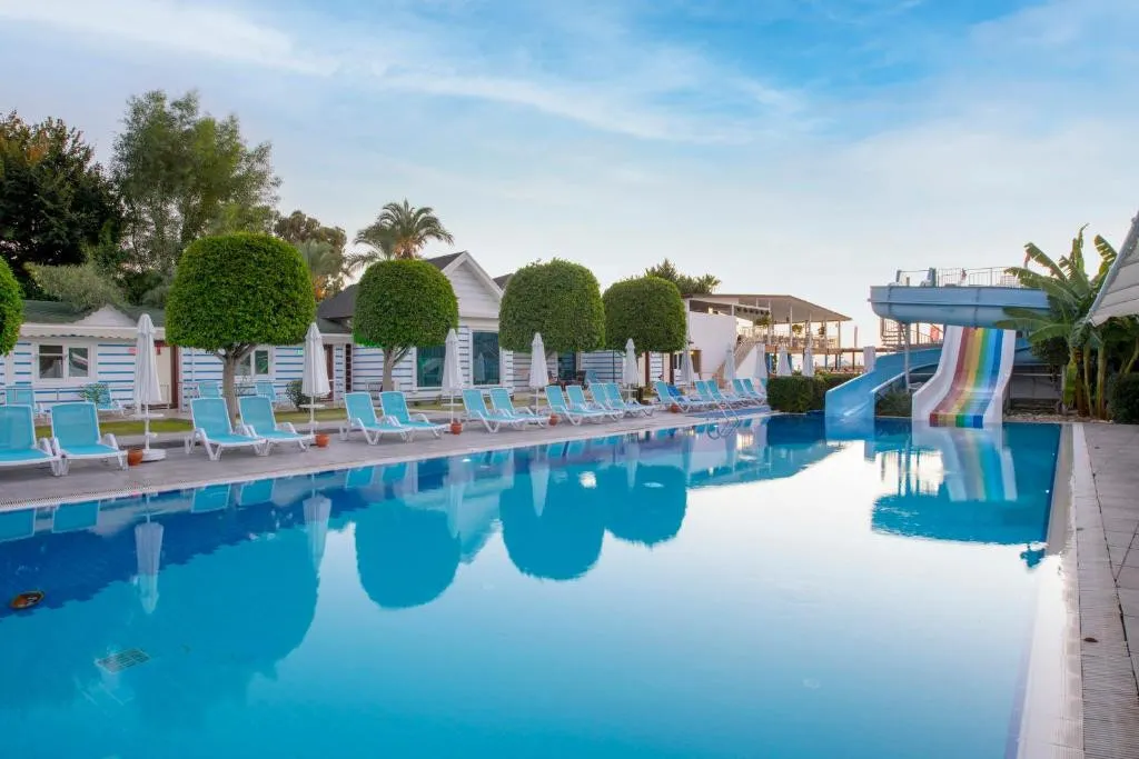 ARMAS BEACH HOTEL