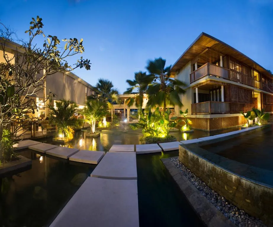 DHEVATARA BEACH HOTEL