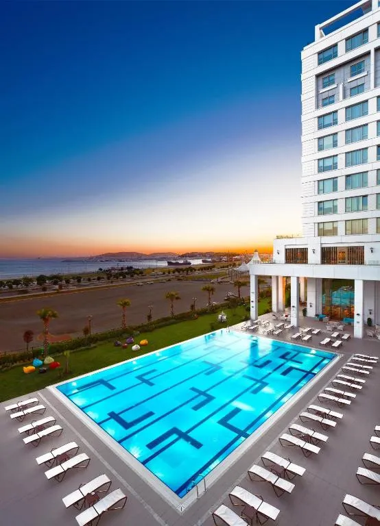 THE GREEN PARK PENDIK HOTEL & CONVENTION CENTER