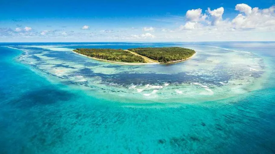 ALPHONSE ISLAND RESORT