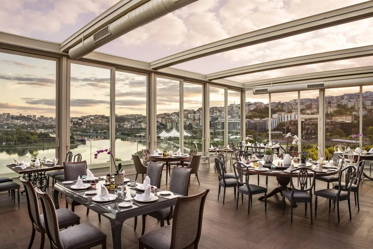 LAZZONI HOTEL