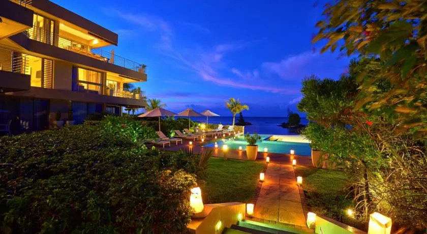 BON AZUR ELEGANT SUITES & PENTHOUSES