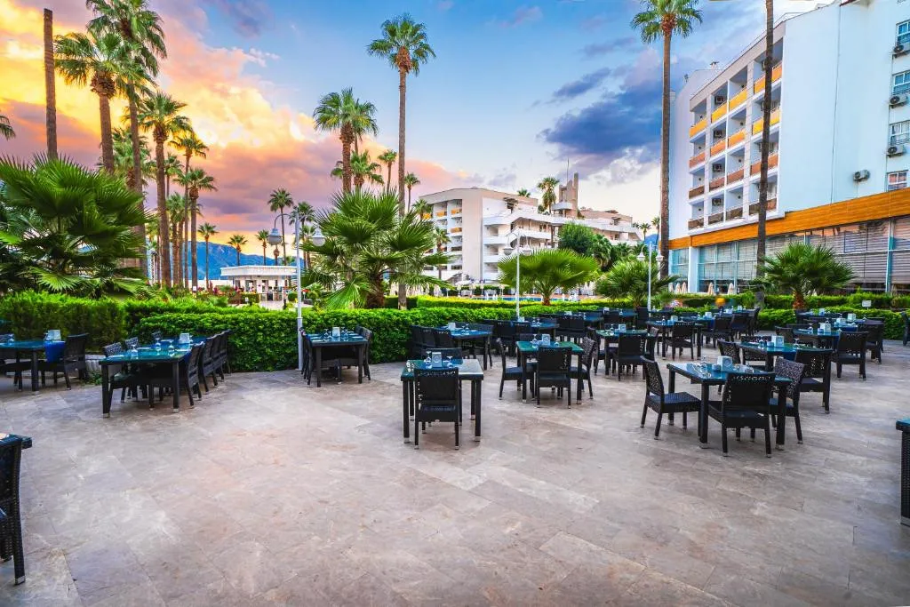 PRIME BEACH HOTEL (EX. IDEAL PRIME BEACH)