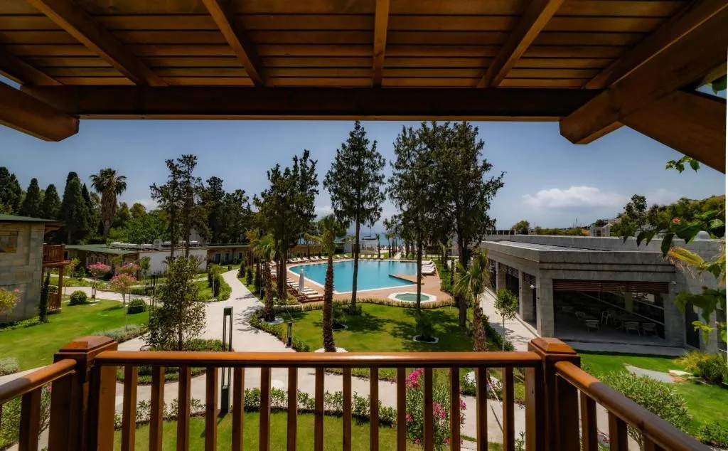 SUUM BODRUM ADULTS ONLY 16+ (EX. CAMELOT)