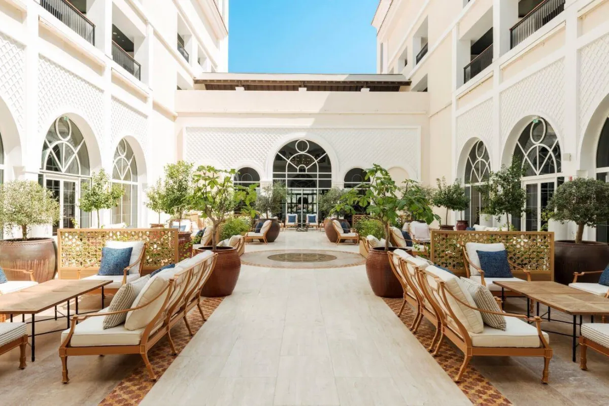 AL HABTOOR POLO RESORT (THE ST. REGIS DUBAI AL HABTOOR POLO RESORT AND CLUB)