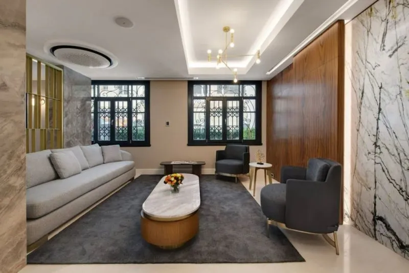 GLEAM COLLECTION HOTEL