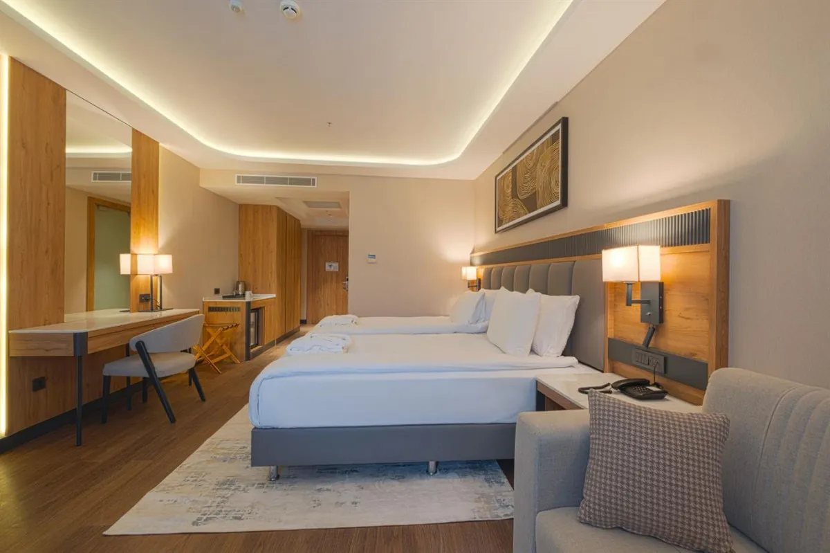 AZURA WORLD HOTEL (EX. WYNDHAM ALANYA)