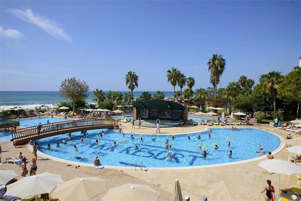 MC BEACH RESORT