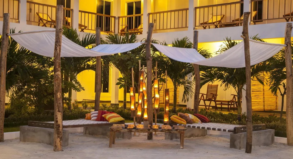 EVEXIA BEACH COLLECTION LAAMU