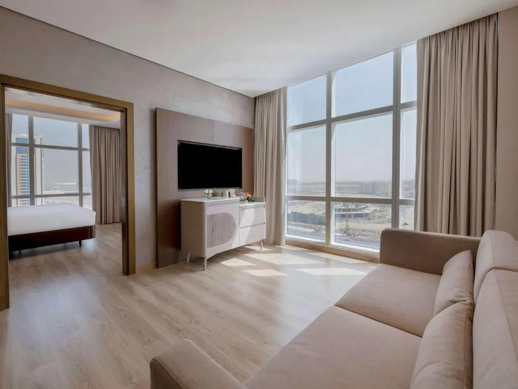 MOVENPICK JUMEIRAH VILLAGE TRIANGLE