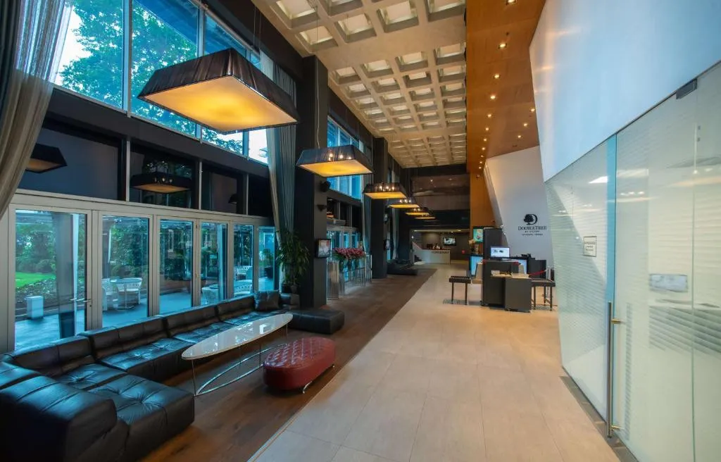 DOUBLE TREE BY HILTON ISTANBUL MODA