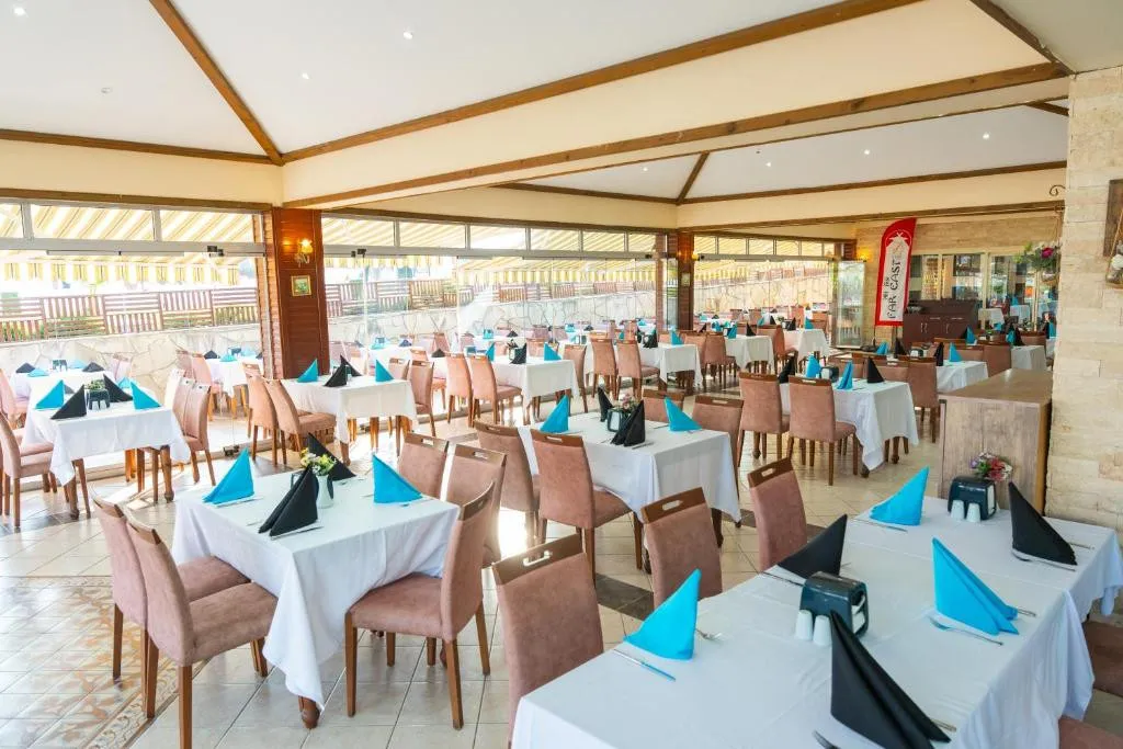 OZ HOTELS INCEKUM BEACH HOTEL