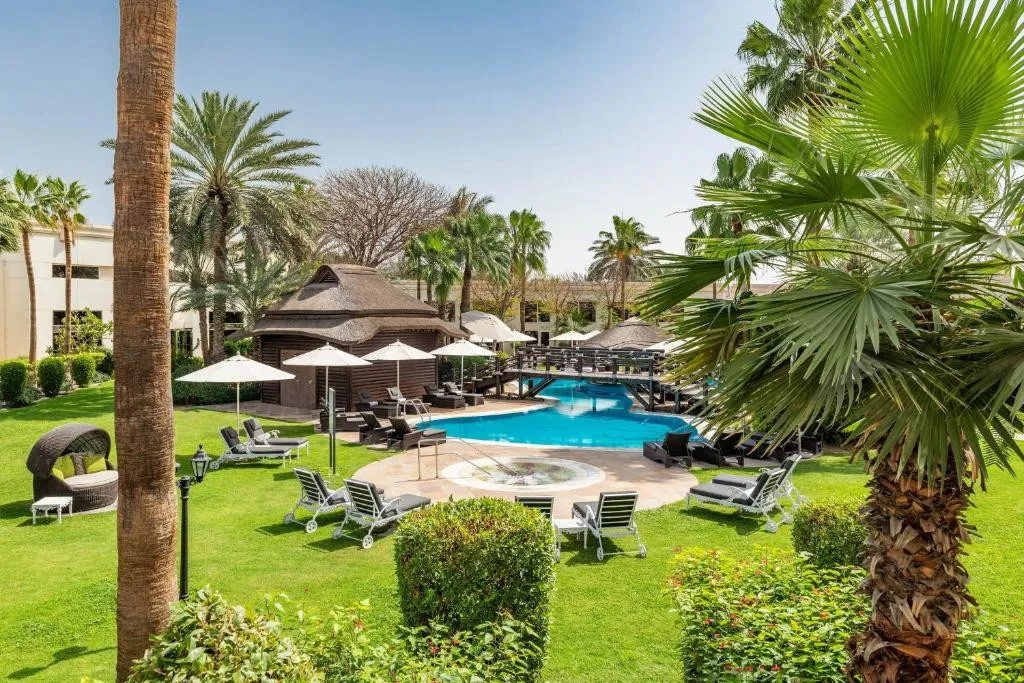 LE MERIDIEN DUBAI HOTEL & CONFERENCE CENTRE