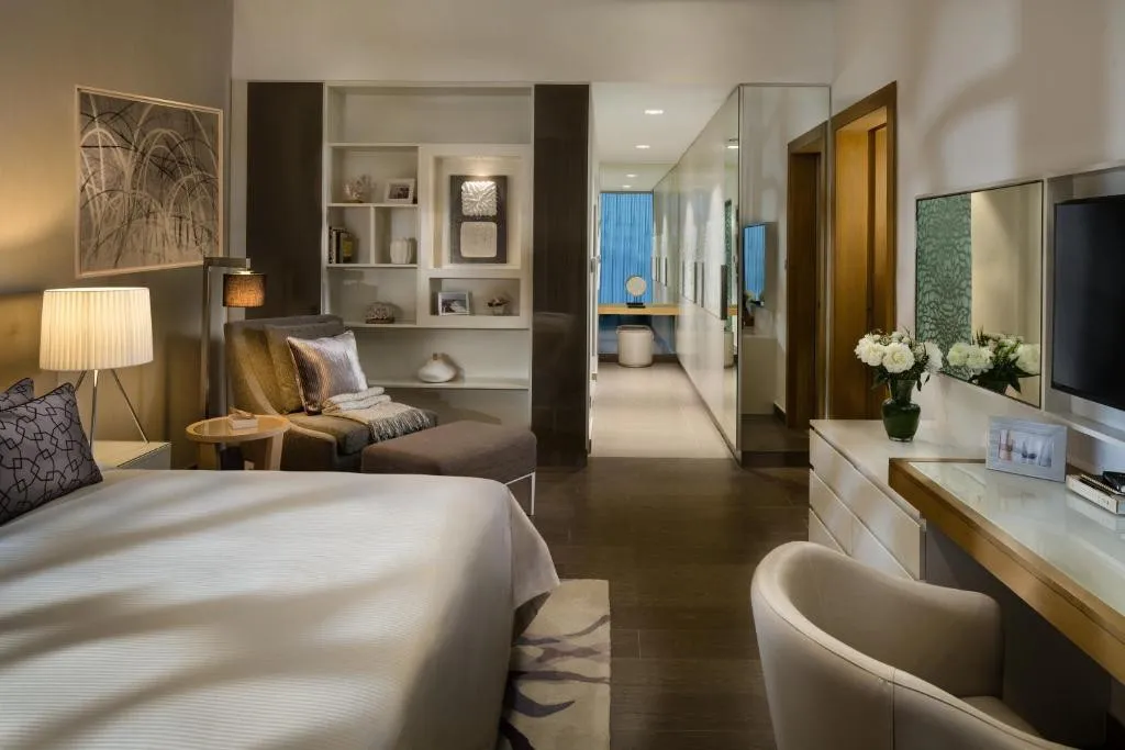 BEACH ROTANA RESIDENCES