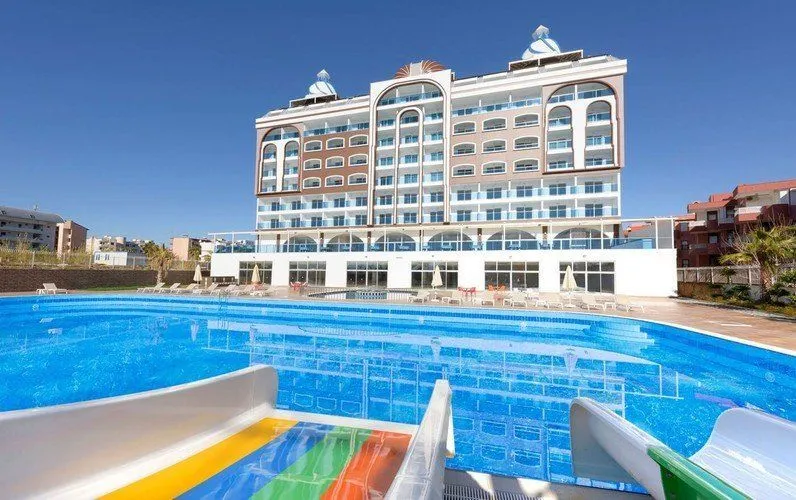 SIMURG LUXURY HOTEL