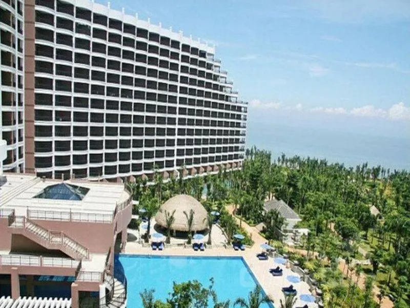 GOLDEN SUNSHINE HOTSPRING RESORT