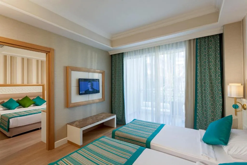 KARMIR RESORT & SPA