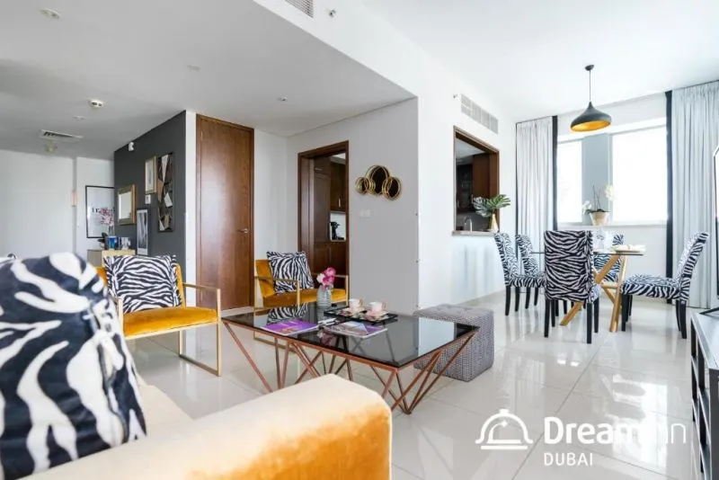 DREAM INN APARTMENTS 29 BOULEVARD PRIVATE GARDEN