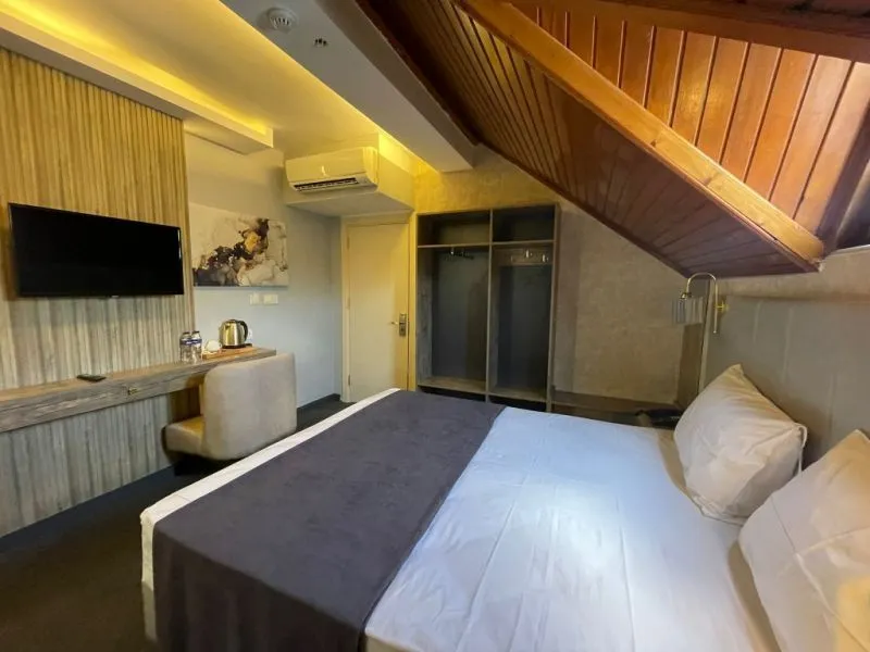 SUN CITY FLORYA HOTEL