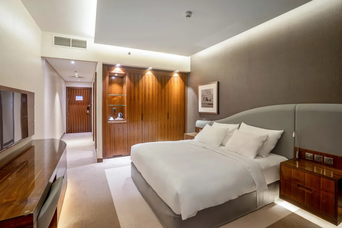 RADISSON BLU HOTEL DUBAI WATERFRONT