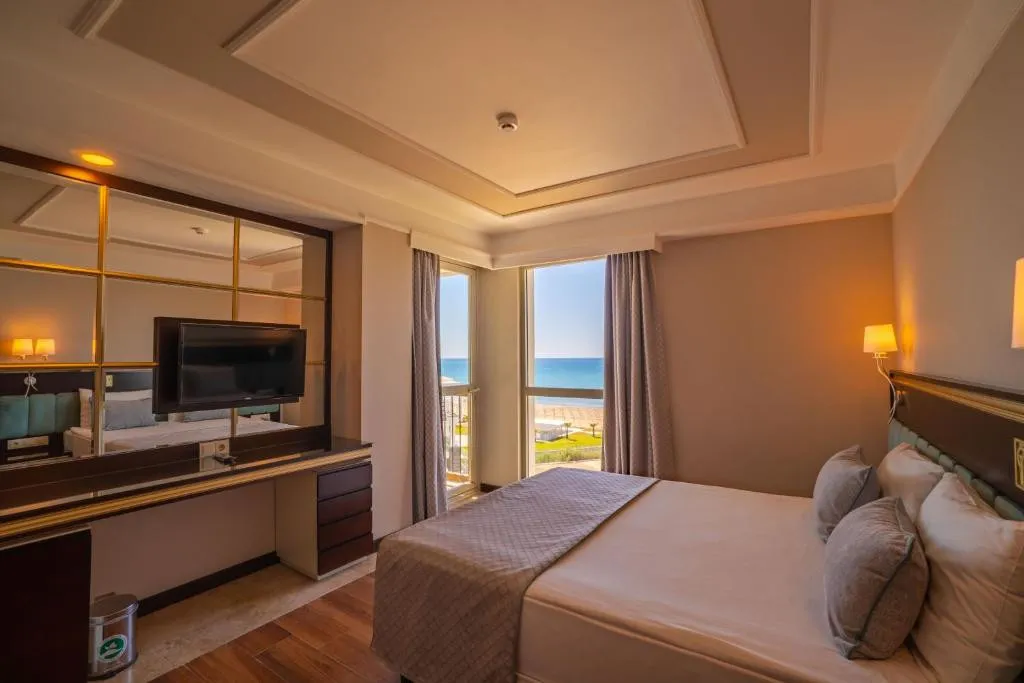 ROYAL ATLANTIS SPA & RESORT