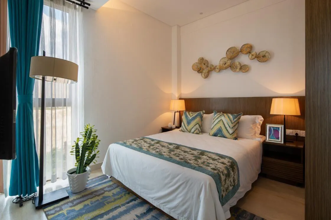 ALOHA OCEANFRONT SUITE RESORT