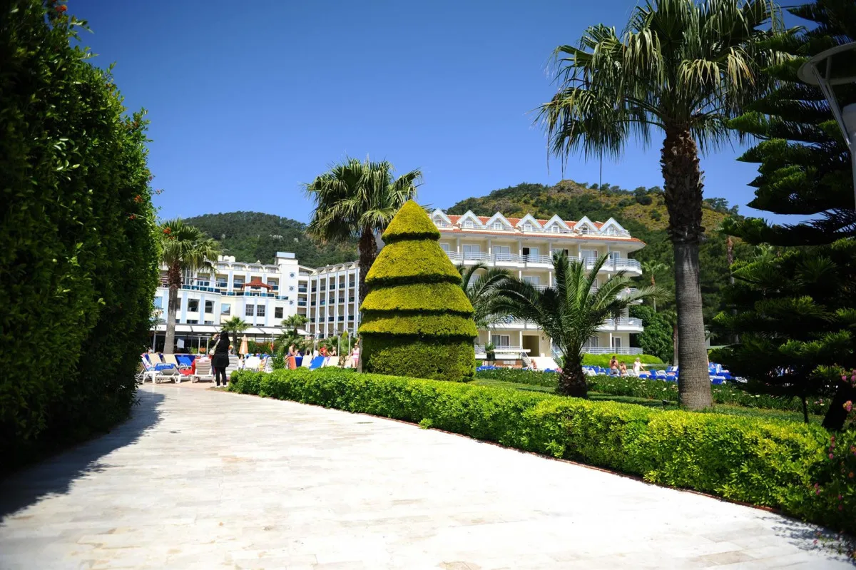 GREEN NATURE RESORT & SPA