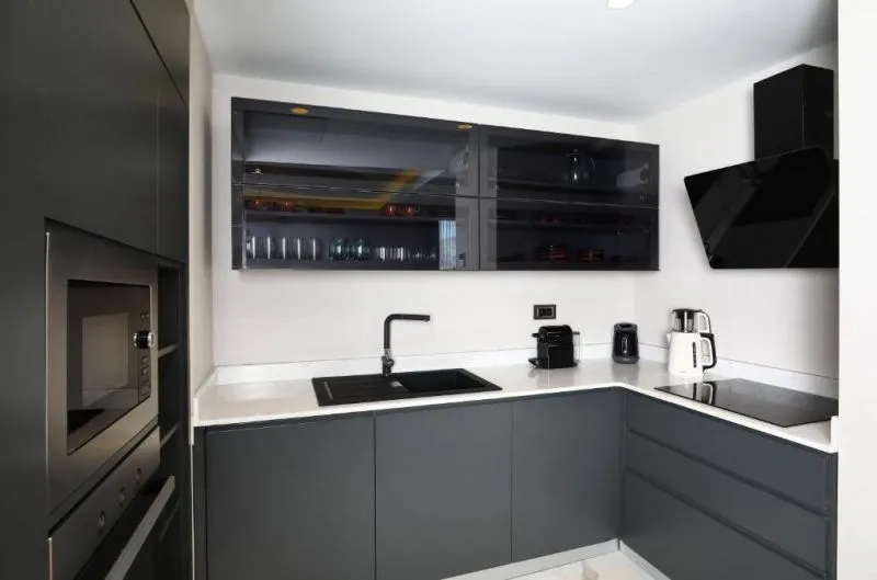 MARE DELUXE RESIDENCES & VILLAS