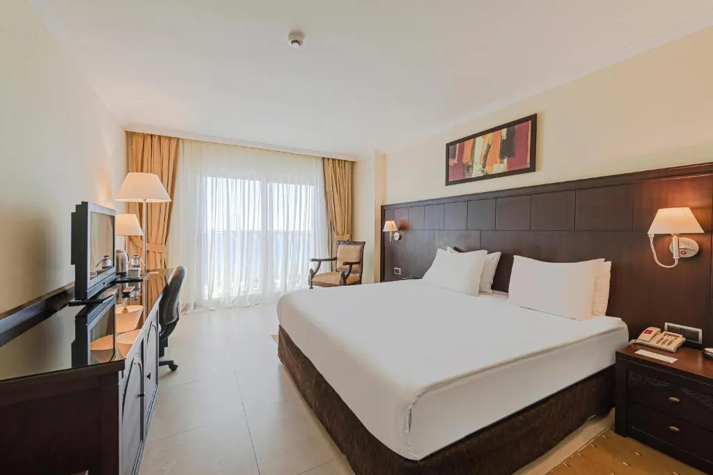 CROWNE PLAZA ANTALYA
