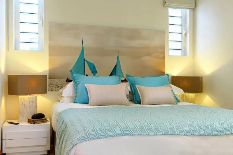 MYRA SEAFRONT SUITES AND PENTHOUSES BY LOV