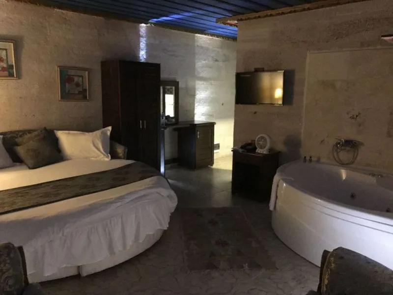 HERMES CAVE HOTEL