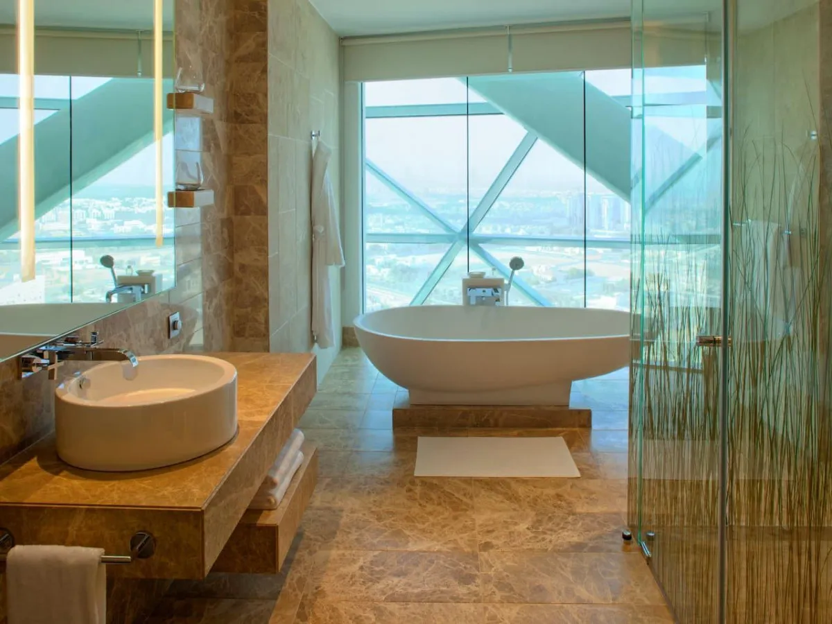 ANDAZ CAPITAL GATE ABU DHABI – A CONCEPT BY HYATT